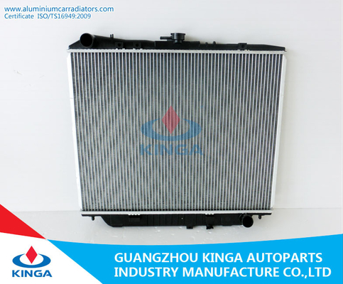 China Engine Cooling Use Aluminium Car Radiators Isuzu Trooper 1992-2002 supplier