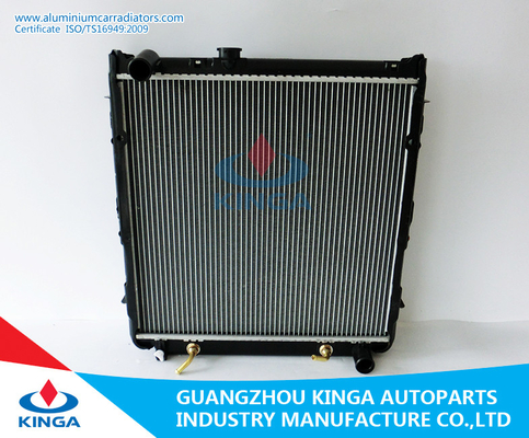 China Efficient Cooling Toyota Radiator Custom Aluminum Radiators Landcruiser KZJ7895-96 AT supplier