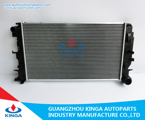 China MERCEDES SPRINTER '06 Aluminium Car Radiators Custom High Performance Radiator supplier